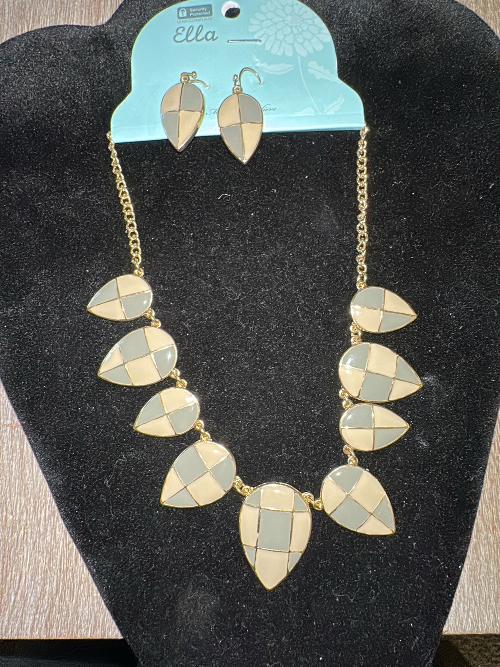 Ella Gold-Tone Teardrop Mosaic Necklace and Earrings in Cream and Light Gray